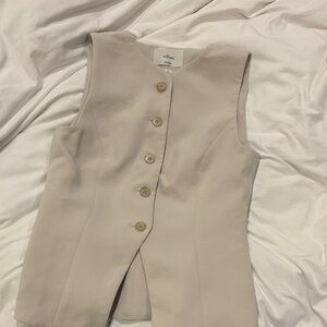 Wilfred Light Beige Regal Vest